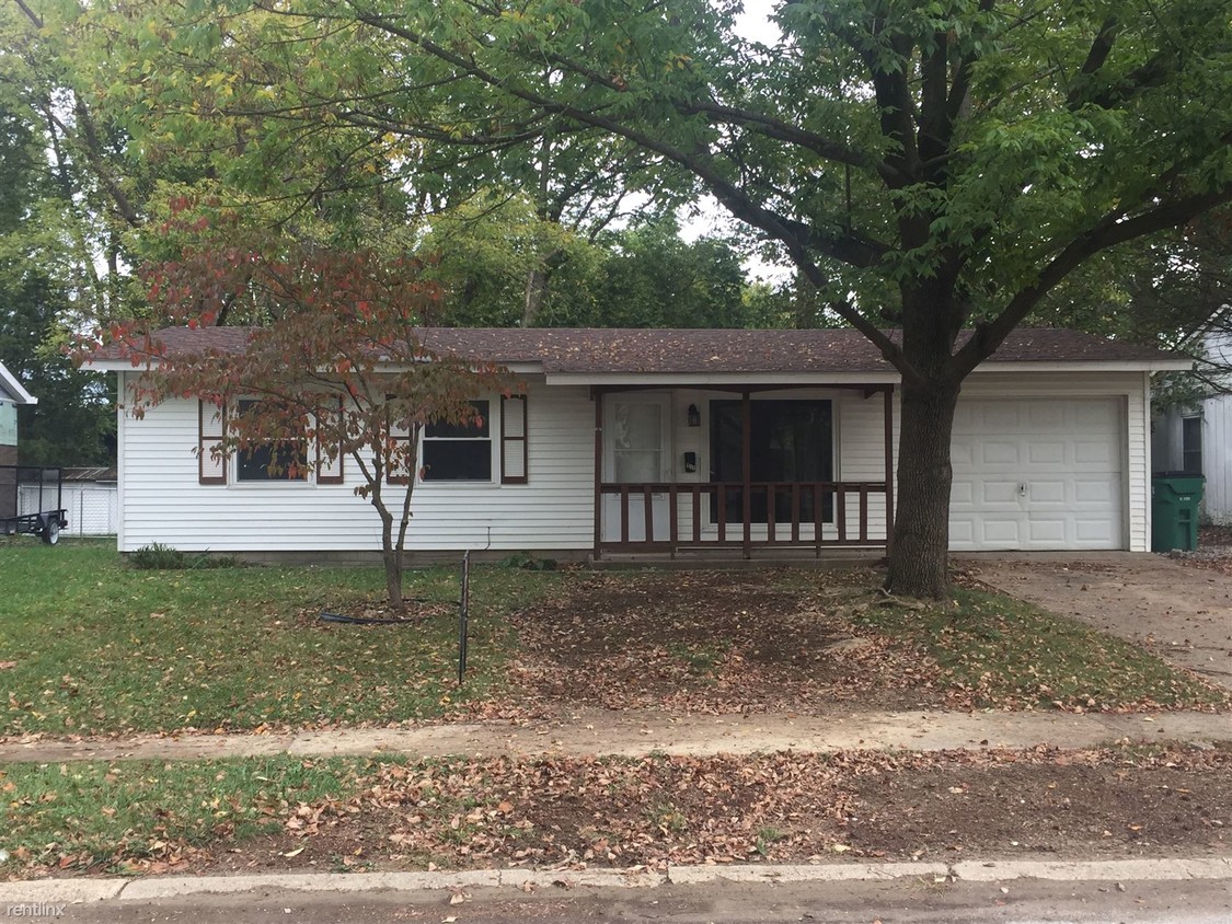Primary Photo - 910 Edgewood Dr