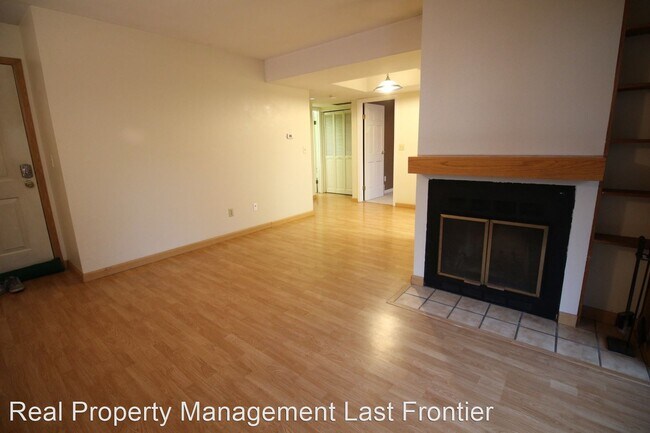 Building Photo - 2 br, 2 bath House - 7412 Foxridge Way Unit B