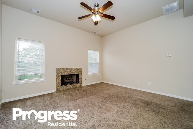 Building Photo - 176 Prescott Dr