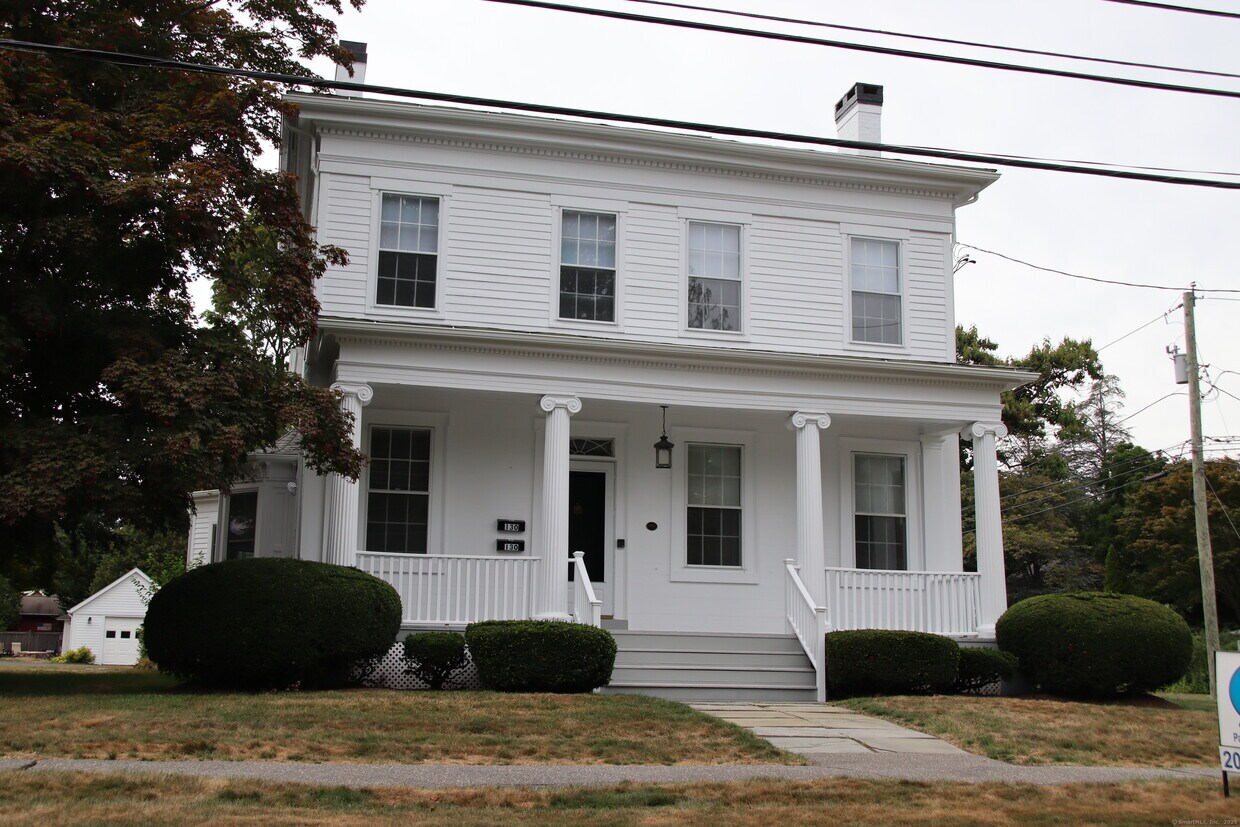 Primary Photo - 130 W River St