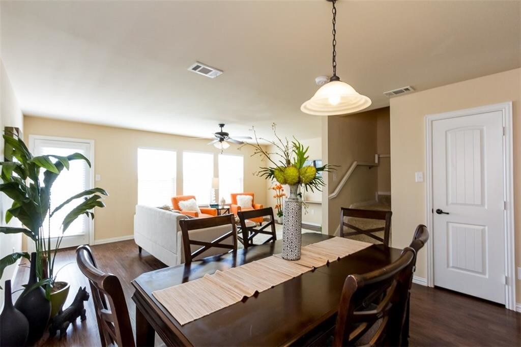 Primary Photo - 1411 Bayfield Dr