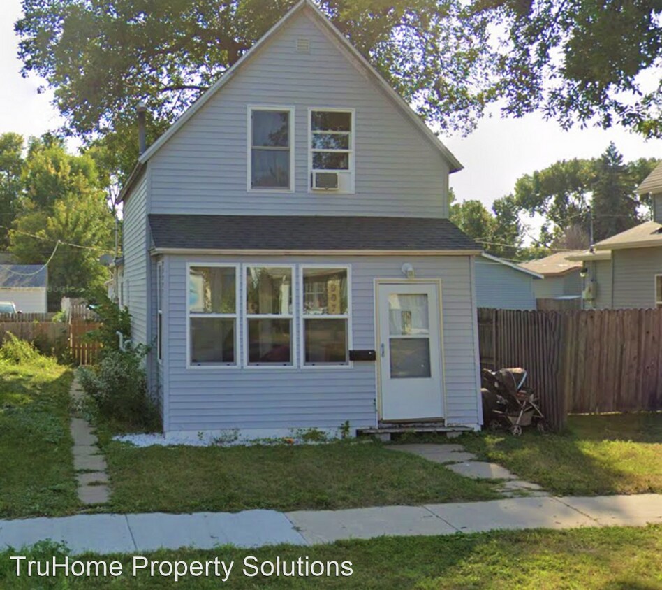 Foto principal - 2 br, 1 bath House - 907 N 4th St.