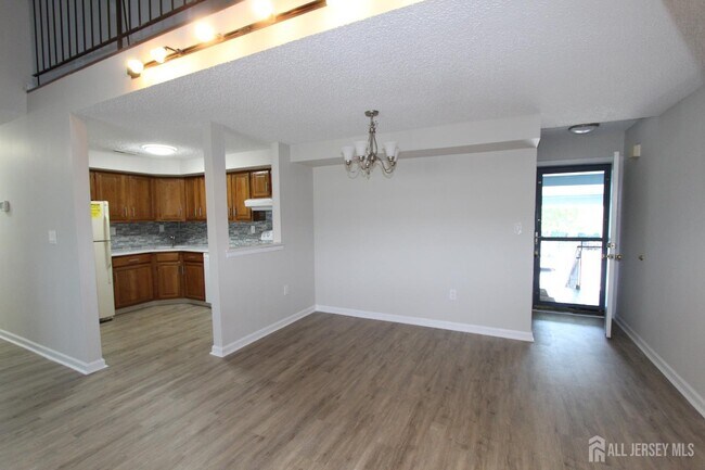 Building Photo - 1808 Aspen Dr