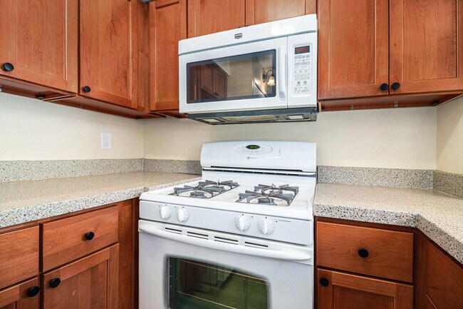 Foto del edificio - 225 Briarcrest Dr