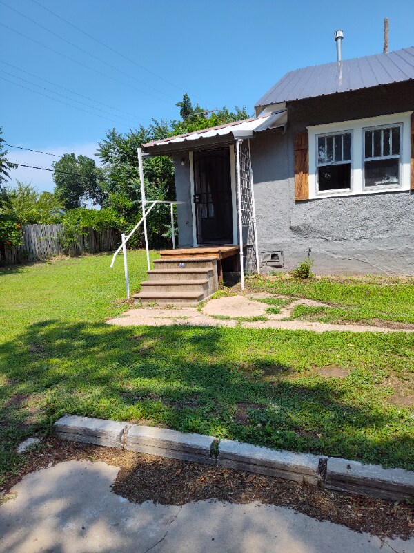 Foto del edificio - 1332 E Highland St