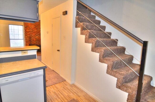 Foto del edificio - 9515 Olde Towne Row