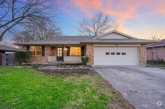 Building Photo - 308 Allenwood Dr