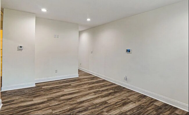 Foto del edificio - 219 12th St W