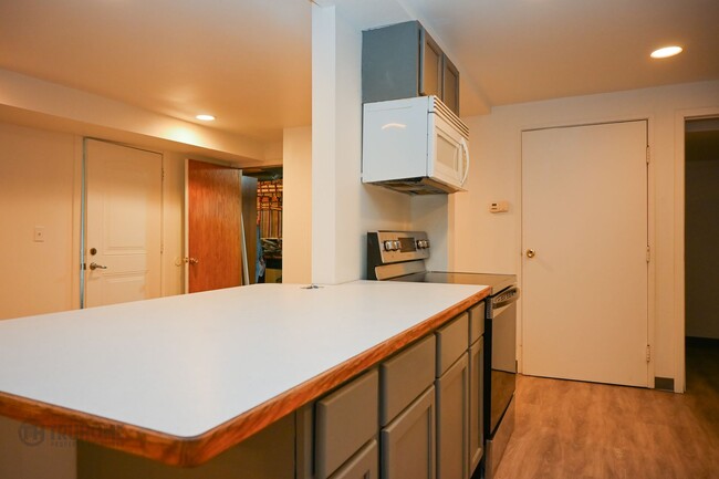 Foto del edificio - 315 Summit Ave N