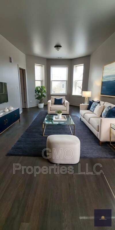 Foto del edificio - 822 S Karlov Ave