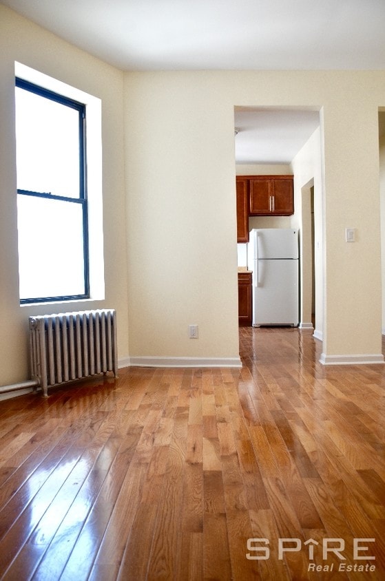 Primary Photo - 19 Wyckoff St
