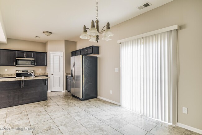 Building Photo - 228 Bald Eagles Cir