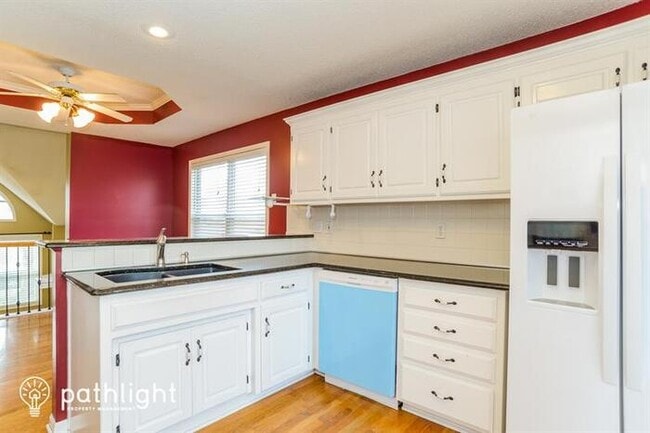 Building Photo - 15329 South Sturgeon Drive, Olathe, KS, 66062