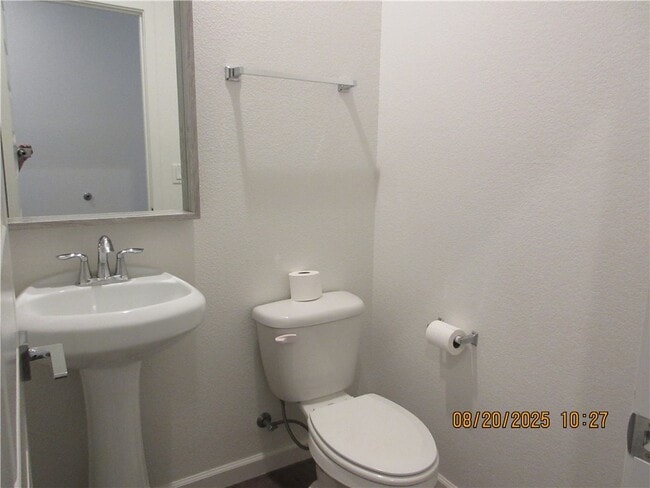 Building Photo - 3560 N Bond St