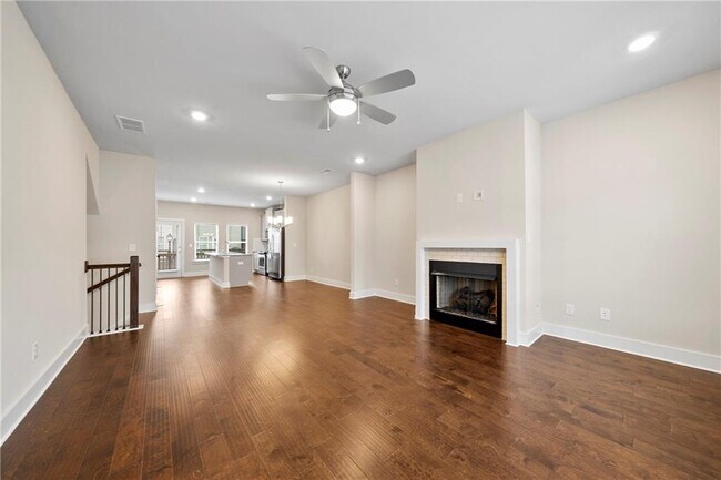 Building Photo - 3761 Oxford Cir