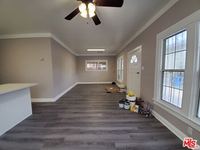 Building Photo - 1205 Crenshaw Blvd