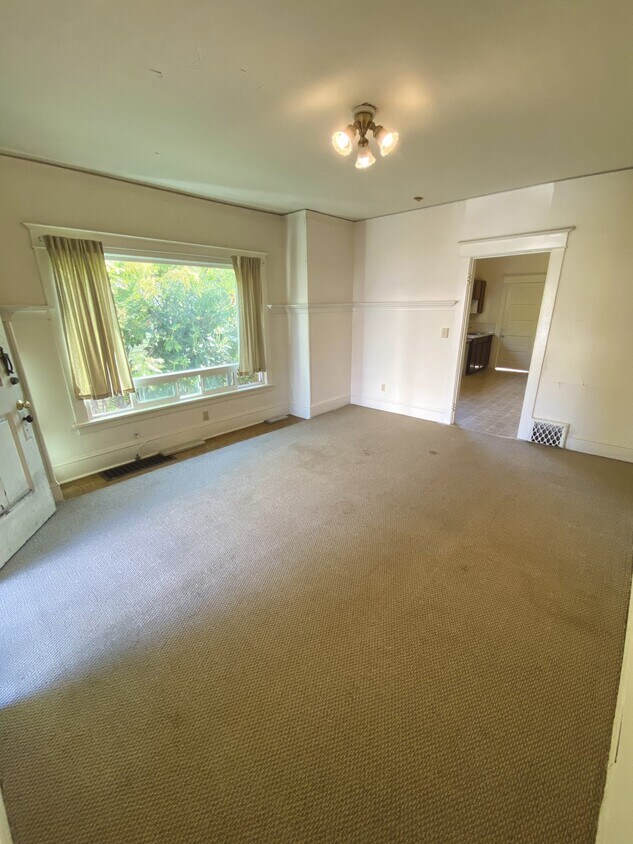 Foto principal - 5633 Brooklyn Ave NE #1 Seattle, WA 98175 ...