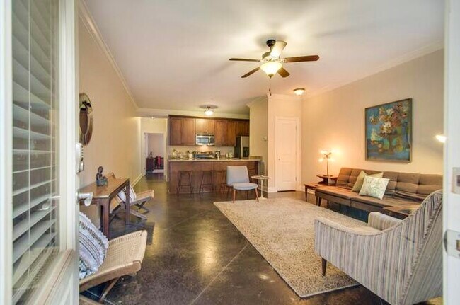 Living Room - 3128 Belwood St