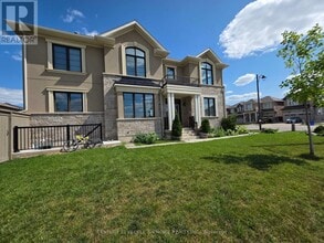 Building Photo - 744 Kennedy Cir W