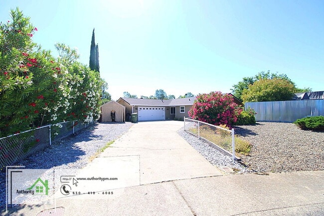 Building Photo - 1437 Mariposa Ct