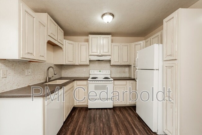 Building Photo - 2112 Boston Terrace