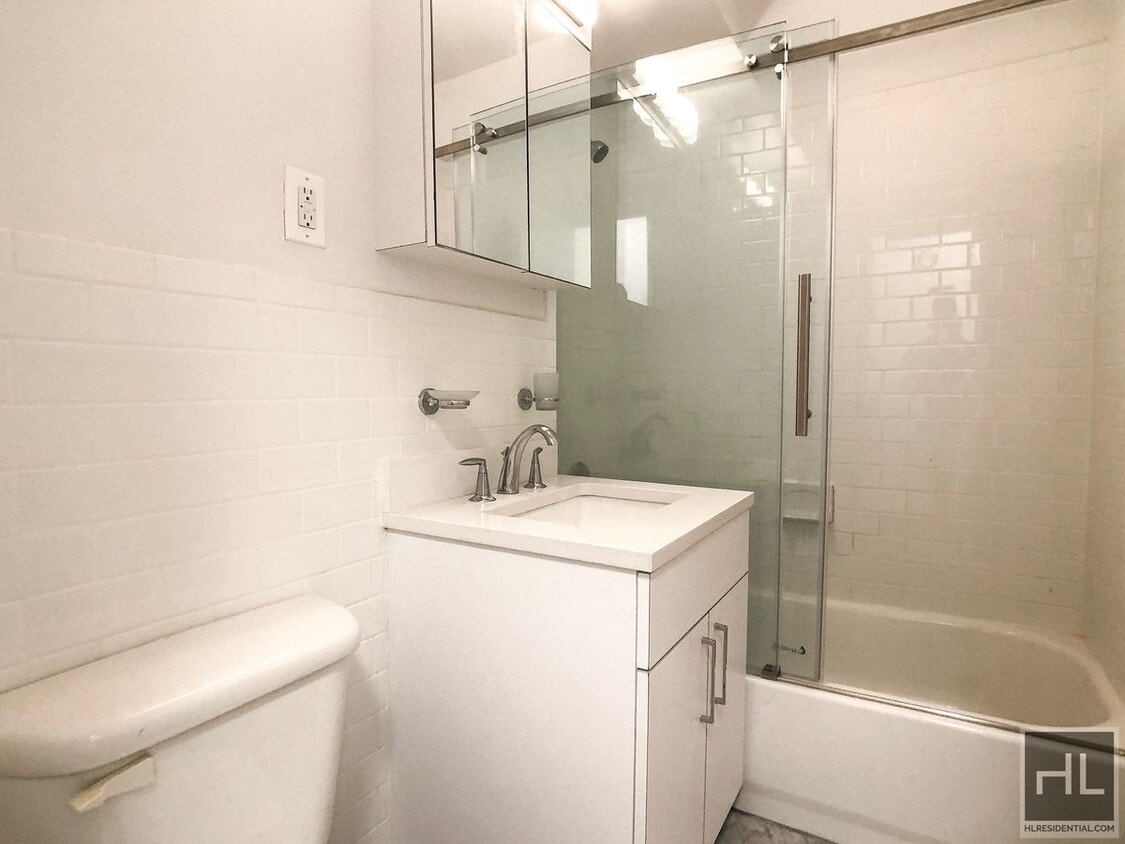 Building Photo - EAST 35 STREET