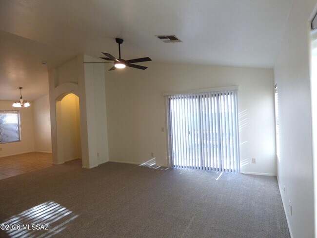 Foto del edificio - 60499 Alpine Way