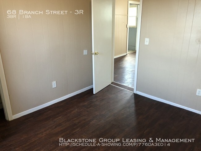 Building Photo - 68 Branch Street