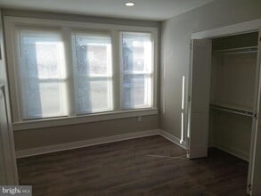 Building Photo - 1939 N Myrtlewood St