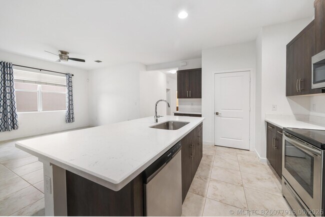 Building Photo - 6089 Wildfire Wy