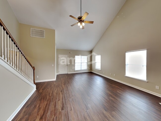 Building Photo - 1204 Saddle Brk