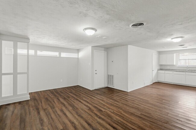Foto del edificio - 414 Grantham Rd