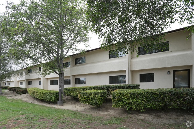 Building Photo - Johnson Gardens Apartments