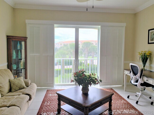 Foto del edificio - 37 Harbour Isle Dr E