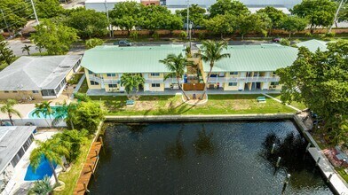Building Photo - 391 SE 19th Ave