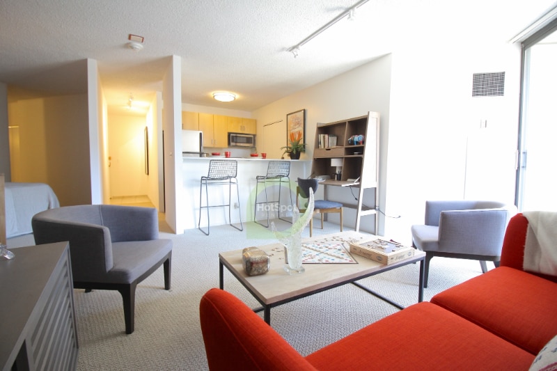 Photo - 730 N Dearborn St (Chicago, IL)