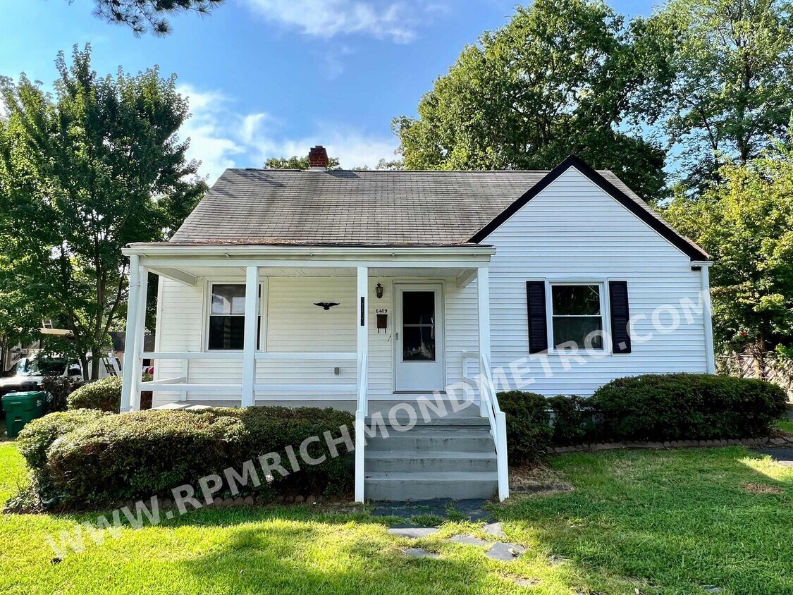 Primary Photo - Awesome 3 Bedroom House in Near West End A...