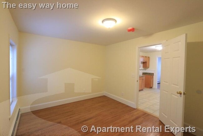 Building Photo - 304 Highland Ave