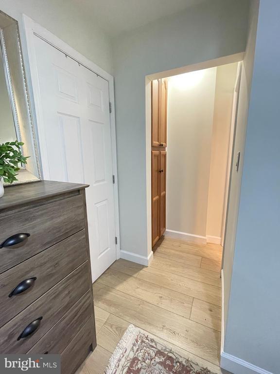 Building Photo - 304 Anderson Ave