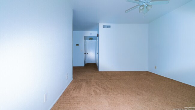 Foto del edificio - 7834 Broadway-