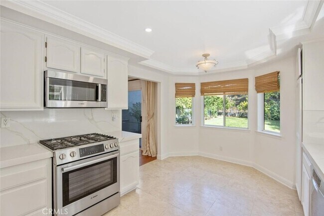 Foto del edificio - 5974 Ruthwood Dr