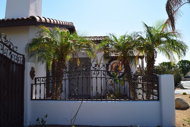 Building Photo - 30014 Avenida Juarez