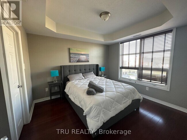 Building Photo - 298-298 Glenroy Gilbert Dr