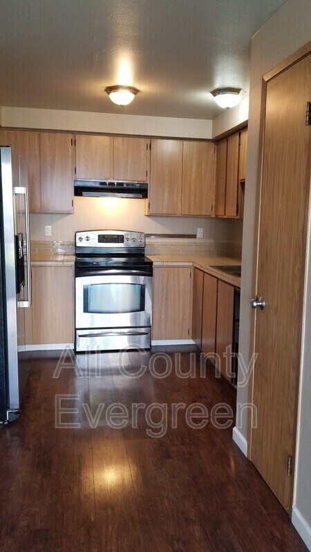 Foto del edificio - 904 31st St NE