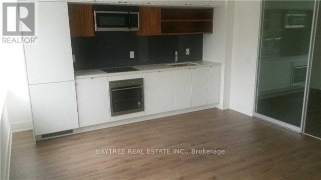 Building Photo - 111 St Clair Ave W