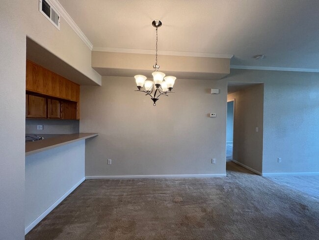 Foto del edificio - Charming 2-Bedroom Condo in Prime Westmins...