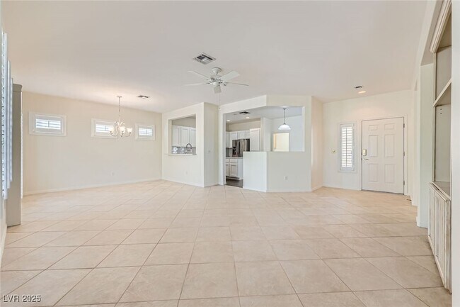 Foto del edificio - 2313 Fox Hills Dr
