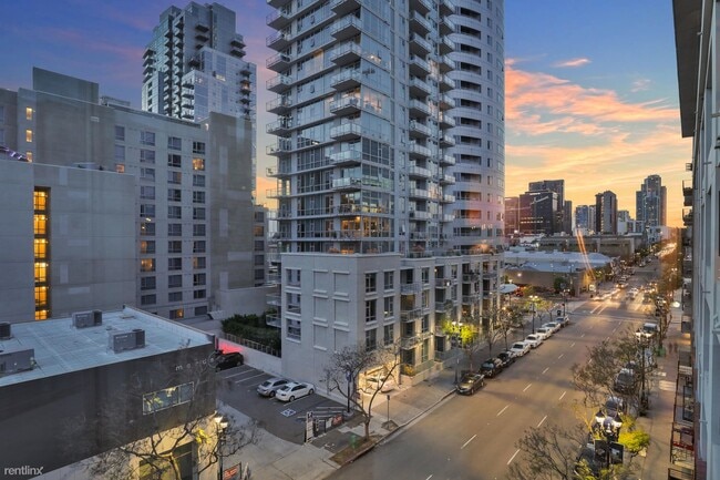 Building Photo - 1 br, 2 bath Condo - 1050 Island Avenue 512