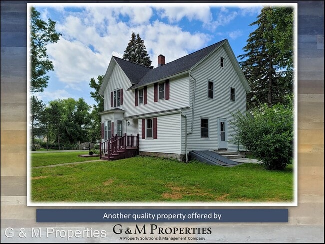 Building Photo - 4 br, 3 bath House - 255 High St. Ext.