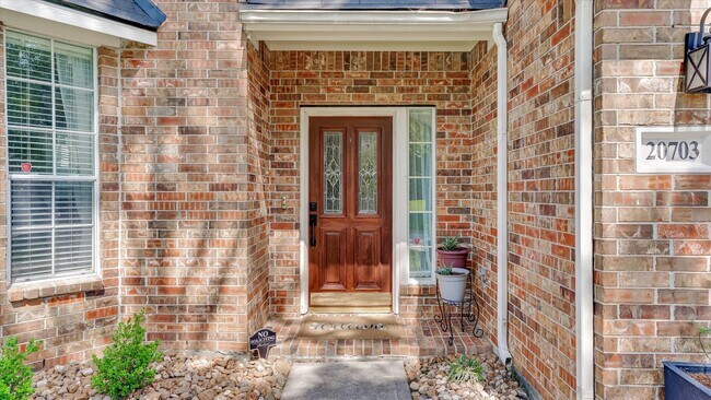 Foto del edificio - 20703 Emerald Spruce Ct